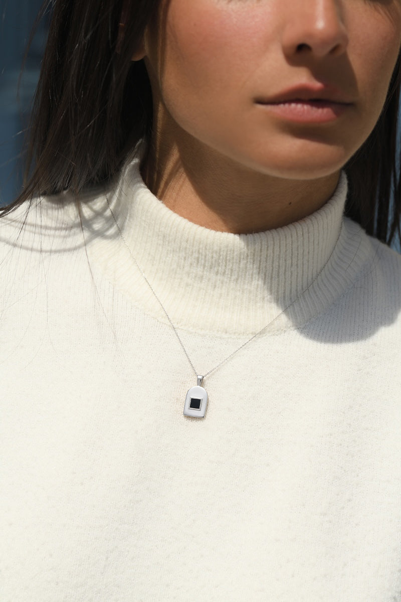 Femme Sirr Mihrab Collier silver2