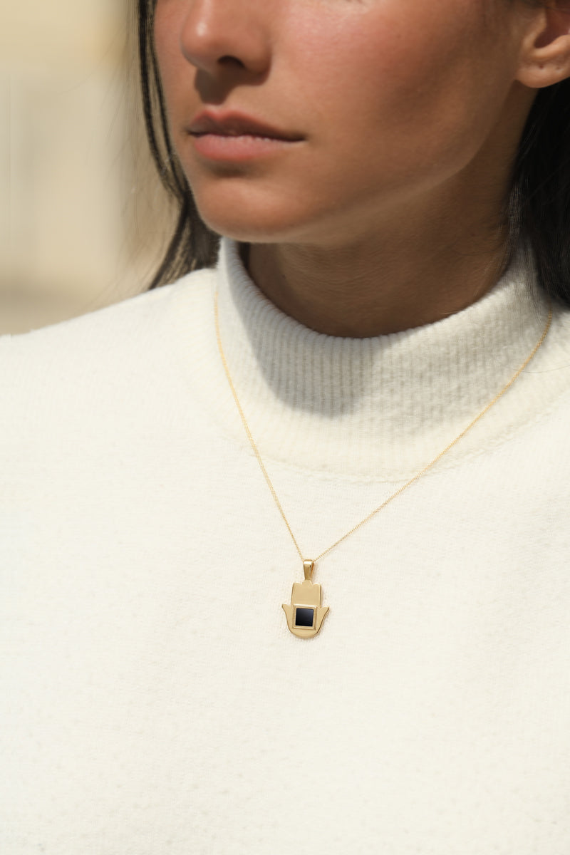 Femme Sirr Main de Fatima Collier