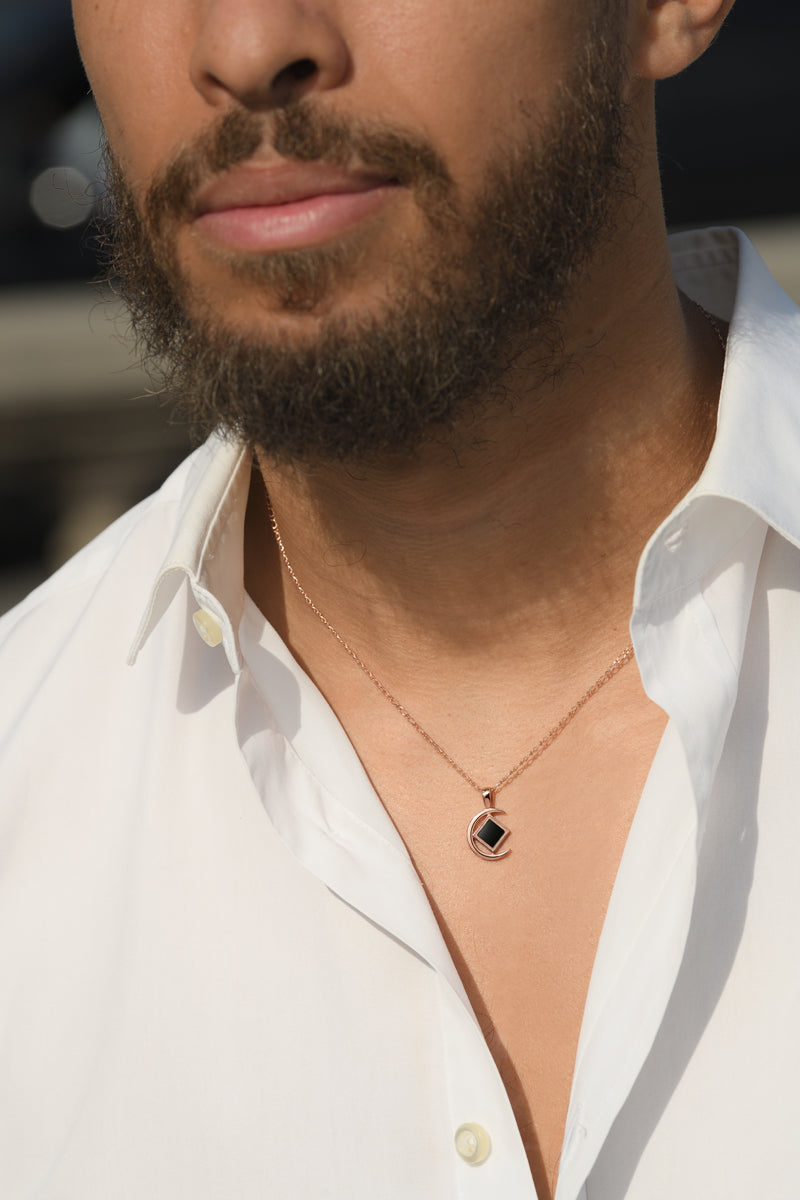 Homme Sirr Hilal Collier